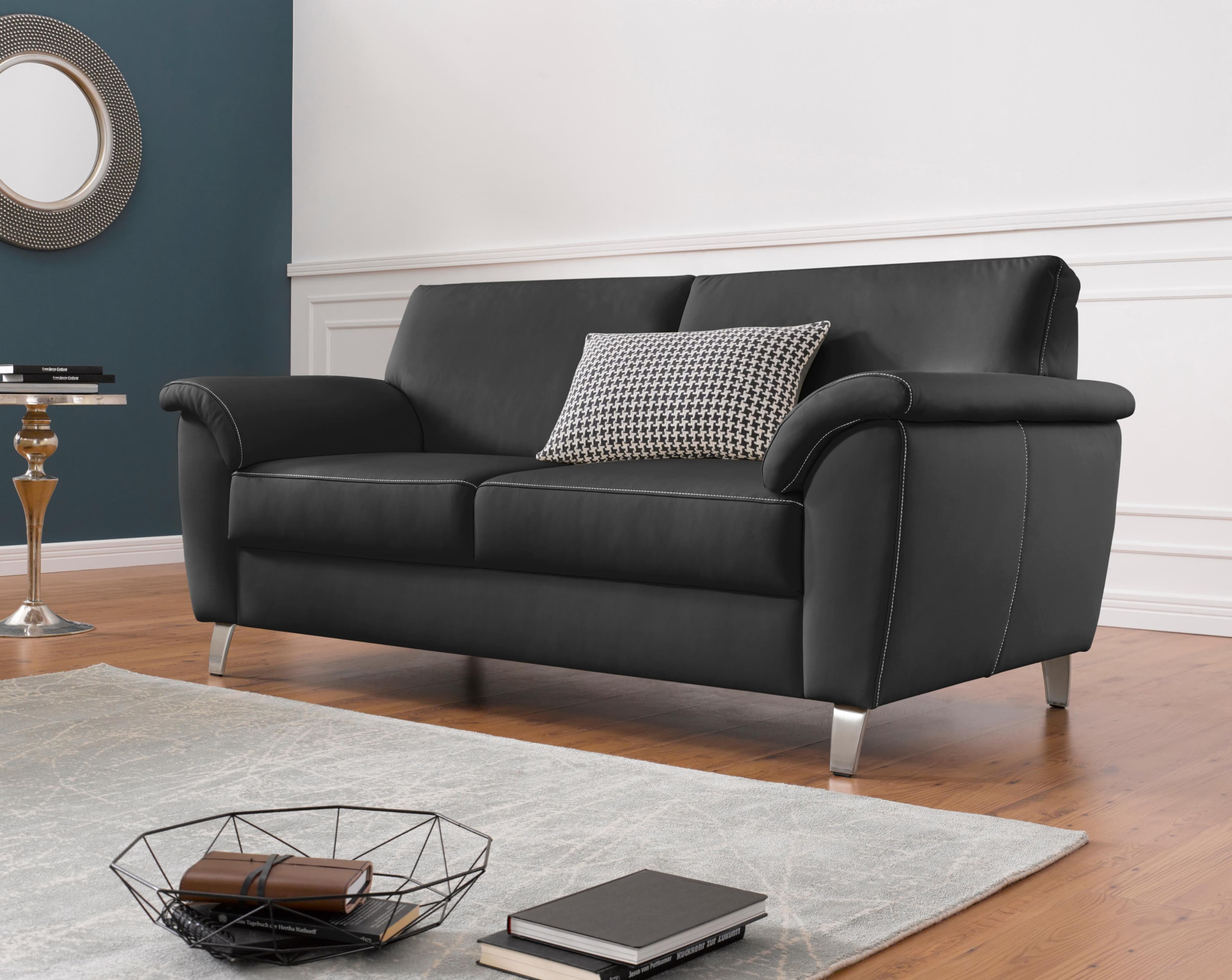 Gemütliches 2,5-Sitzsofa mit Federkern