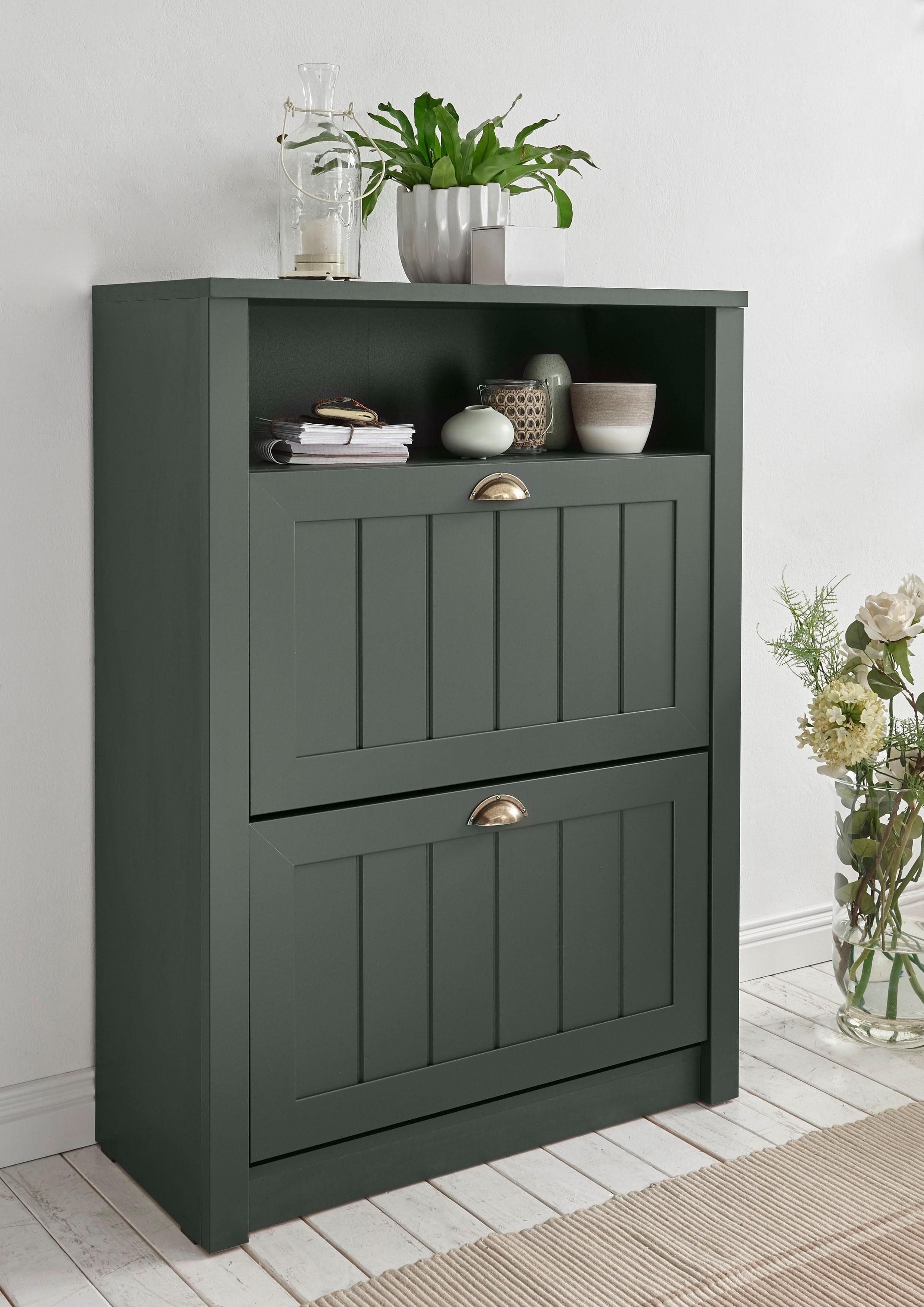 Stilvoller Schuhschrank mit viel Stauraum