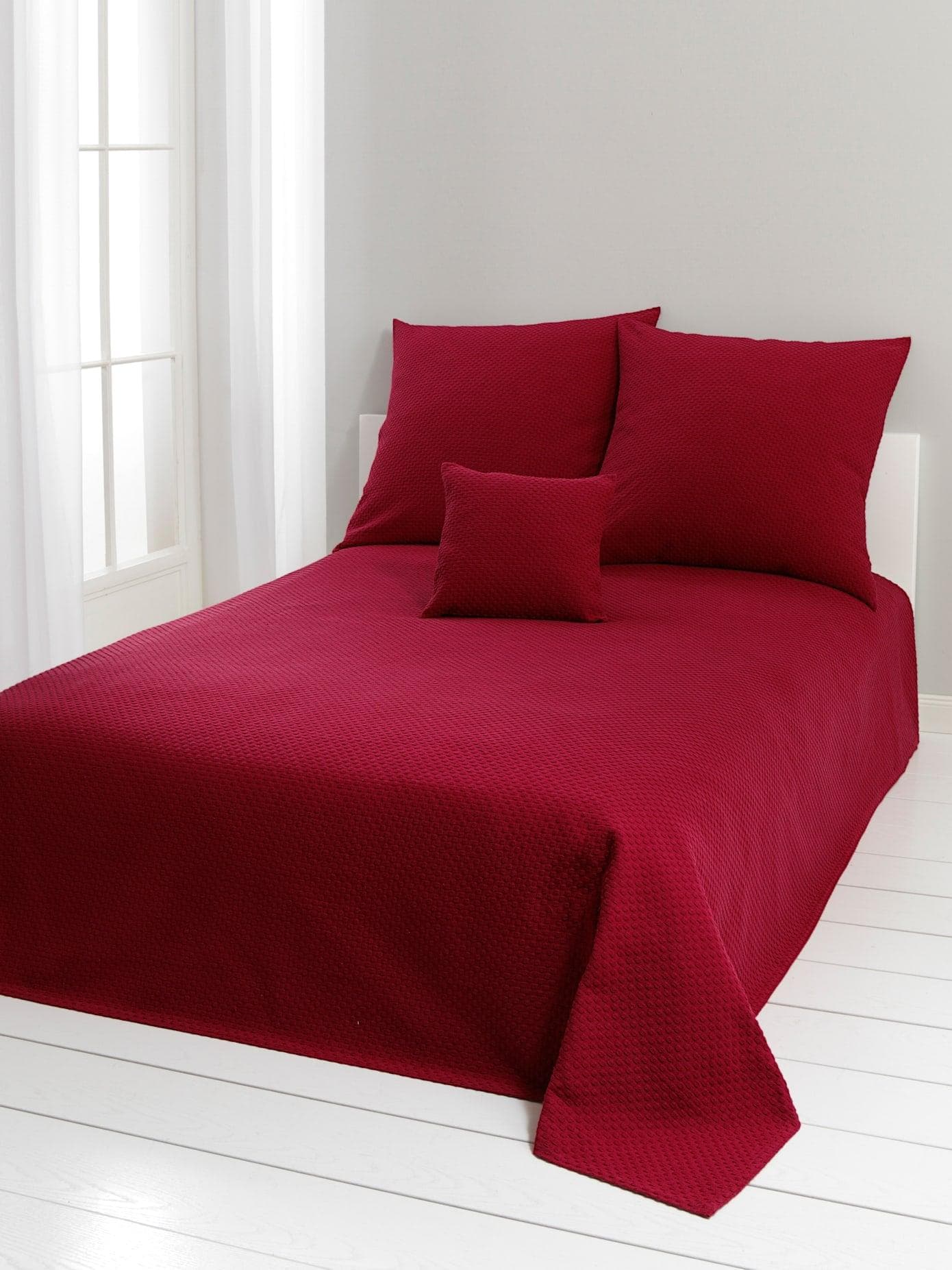 Tagesdecke Gr. 6, rot (bordeaux), 100% Baumwolle, Tagesdecken