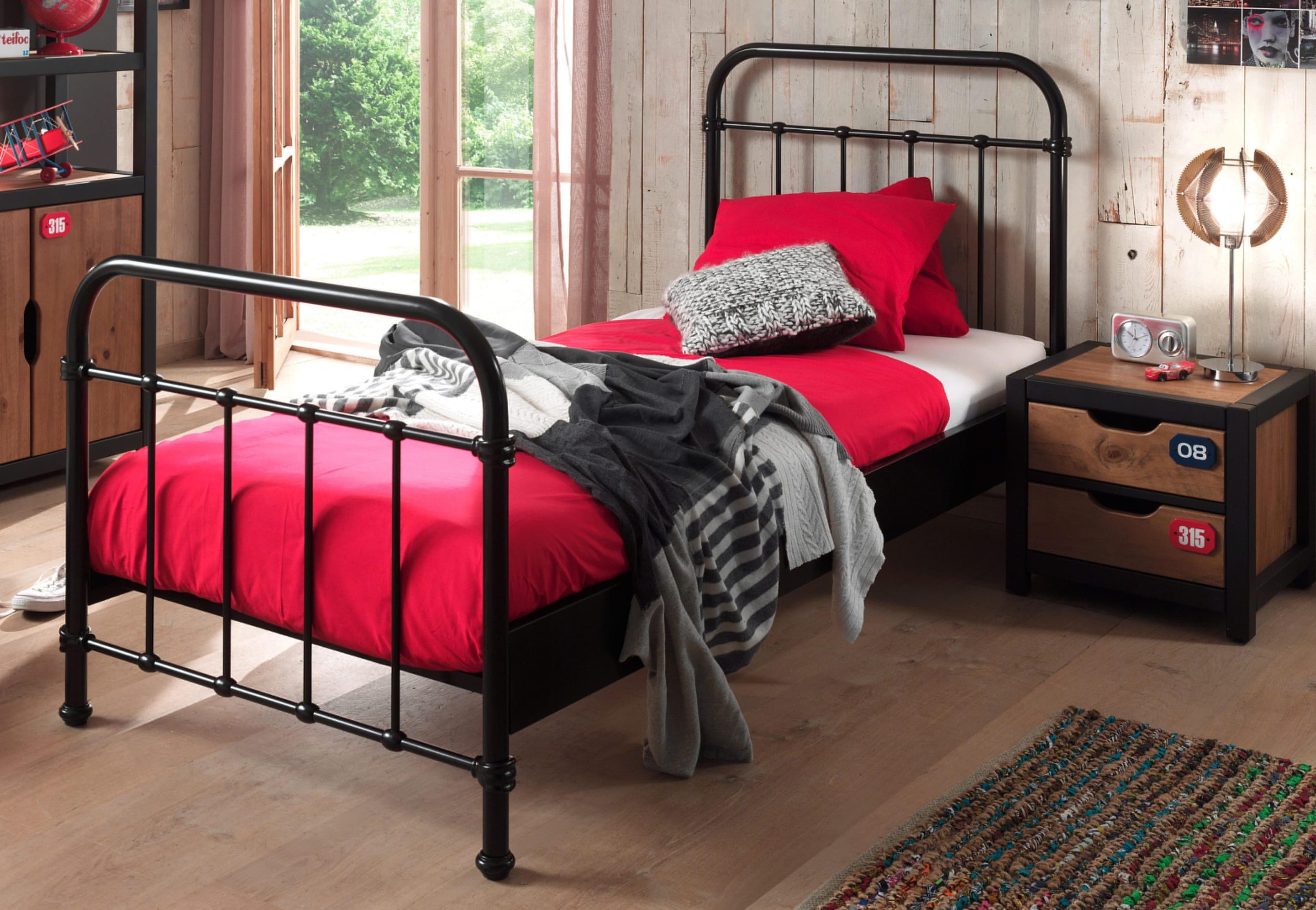 Metallbett New York | Schwarzes Kinder- & Jugendbett mit Lattenrost