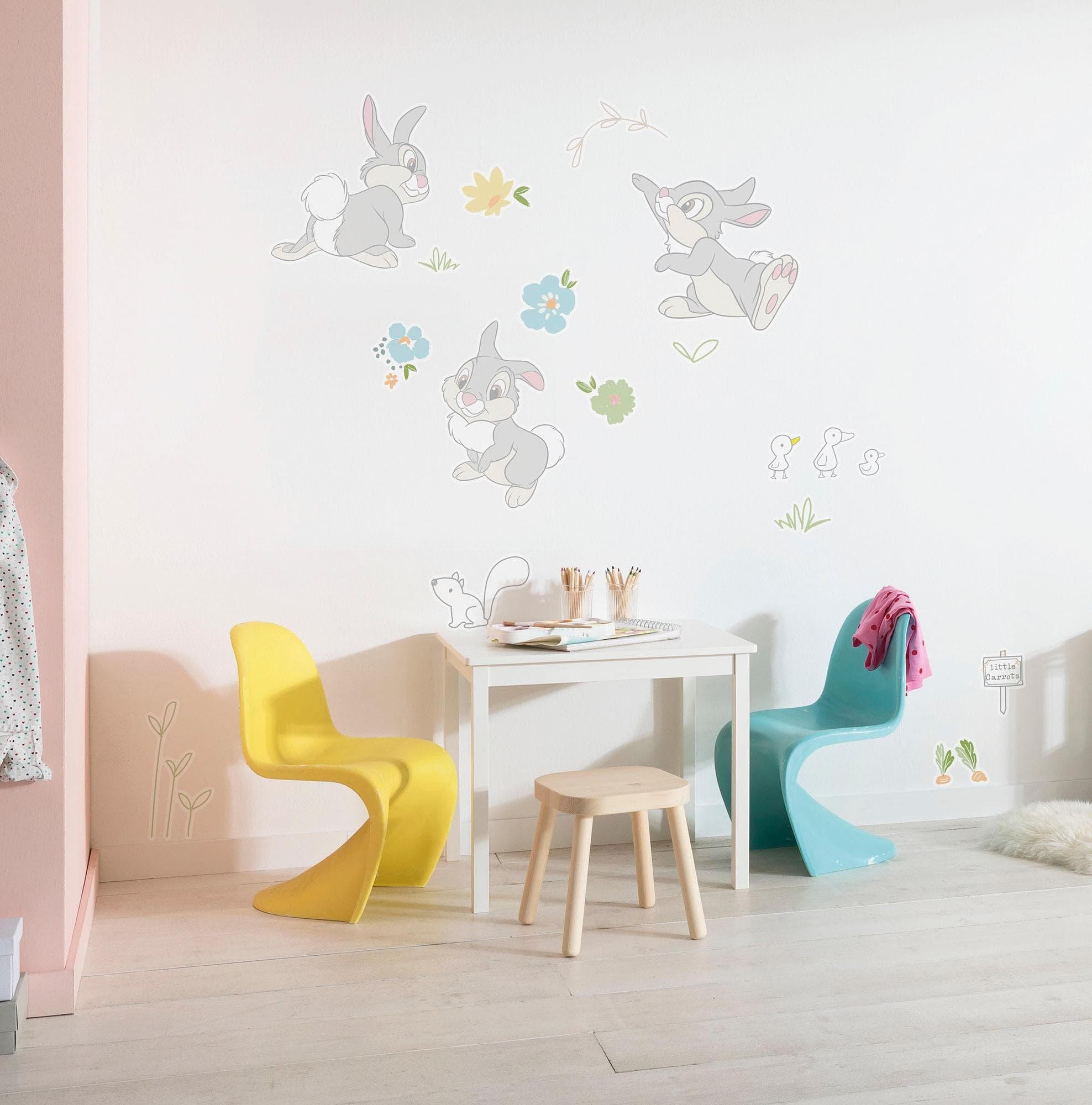 Wandtattoo Thumper Growing Carrots Disney Blumen Kinderzimmer