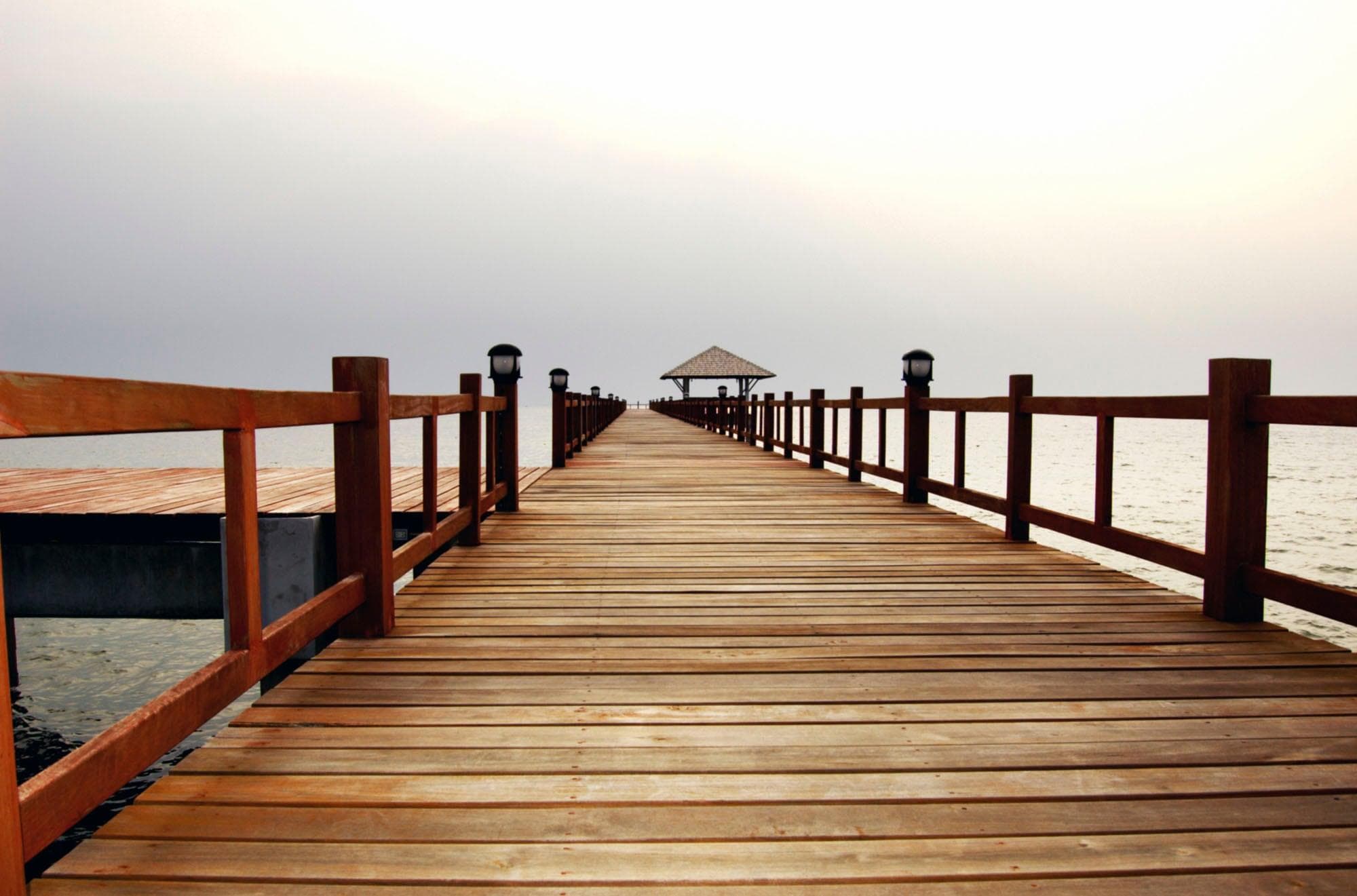 QUEENCE Leinwandbild Bali Braun 90x60 cm Holzrahmen