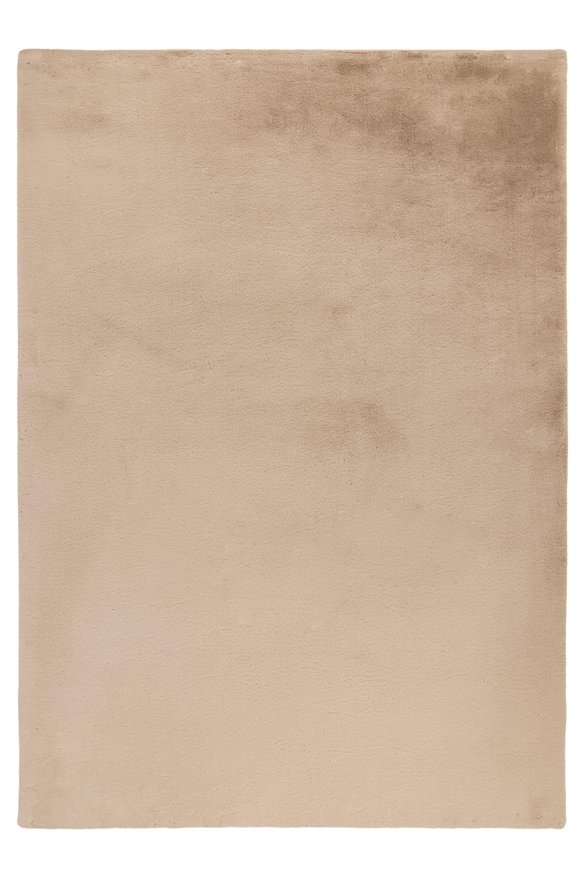 Hochfloriger Kuschelweicher Teppich in Beige