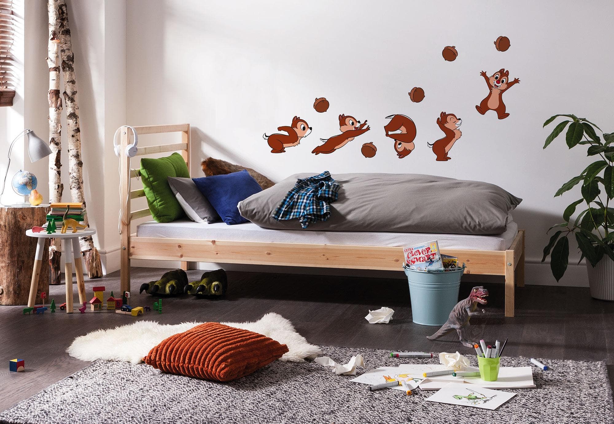 Komar Wandtattoo Chip n Dale Disney braun 50x70 cm