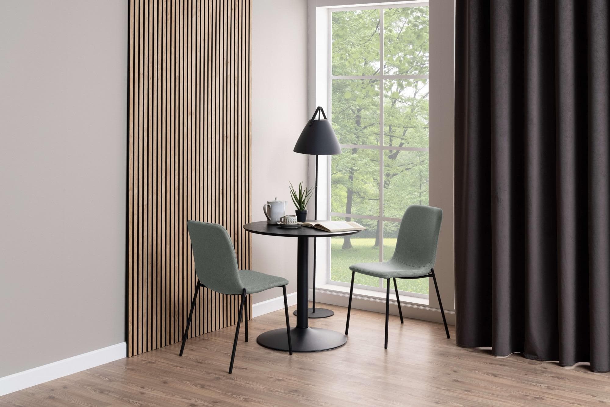 Esstisch ACTONA GROUP Ibiza Schwarz Trompete-Gestell