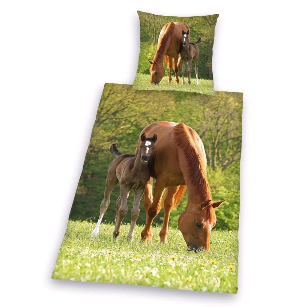 Herding Young Collection Bettwäsche Pferd mit Fohlen Linon Grün